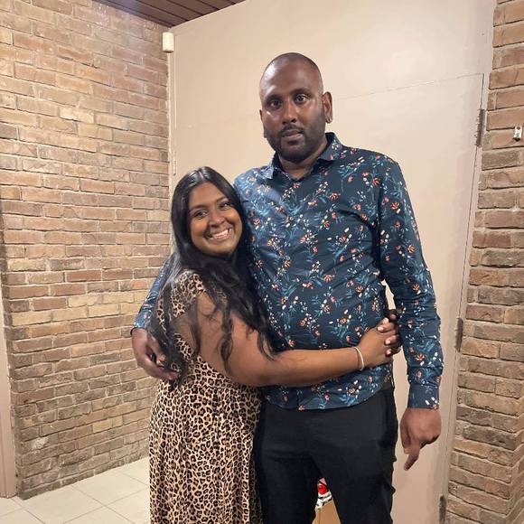 Meet your Posher, Joya - Picture 1 of 1